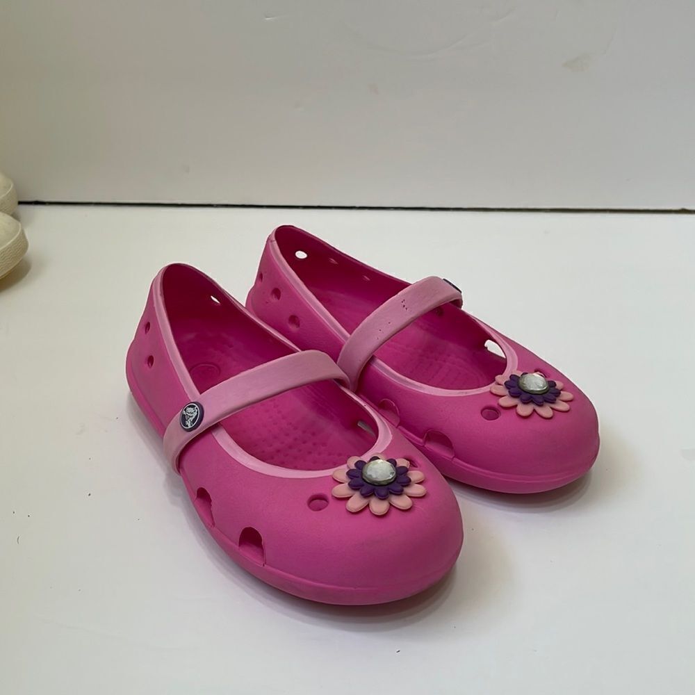 CROCS MARY JANES IN PINK